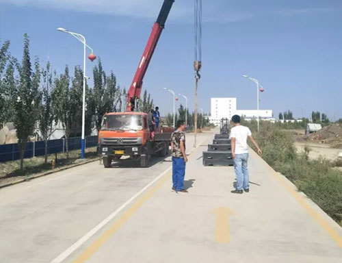 地磅校驗工作現(xiàn)場